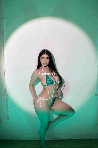 Disponible  — Escort Bordeaux (1)