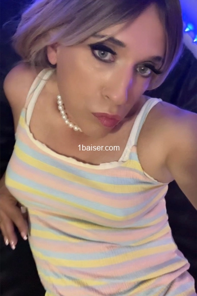 Jenyfer Sissy Lopette Parisienne