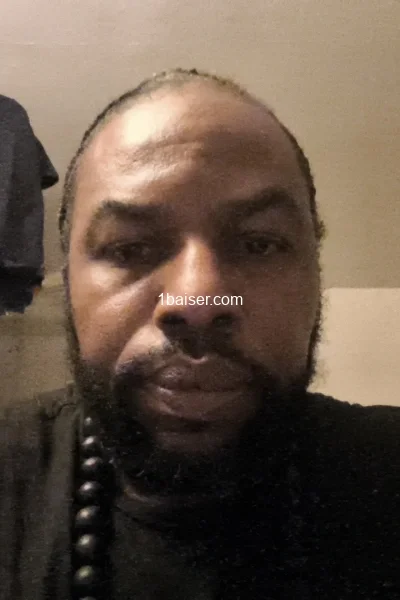 Escort à Paris : Keatis 666 homme, Homme (2/2)