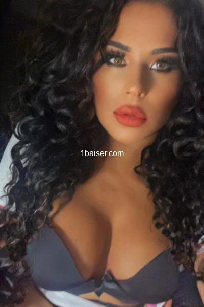 Tayla lavinsque 23cm a bretigny sur orge