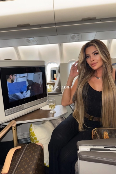 Nicoly sexy GFE