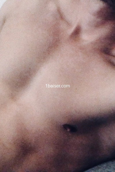 Jeune pour satisfaire madame  — Escort Alpes Maritimes (1)