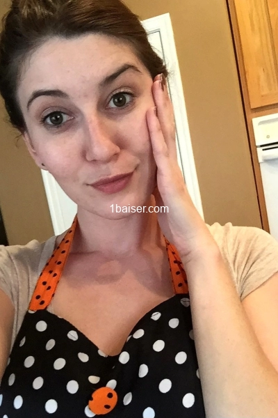 Astrid escort