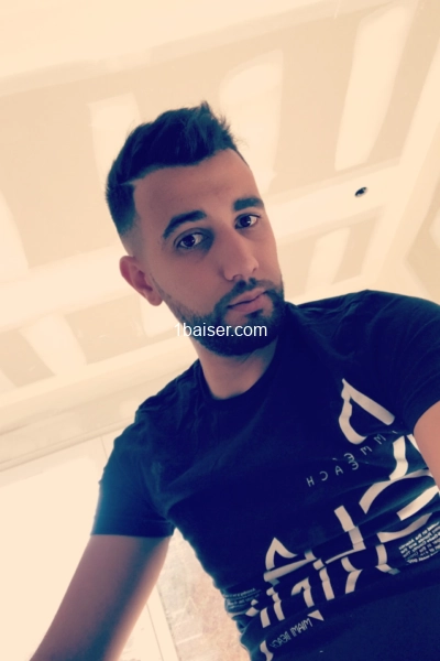 Mathieu débutant  — Escort Toulouse (1)