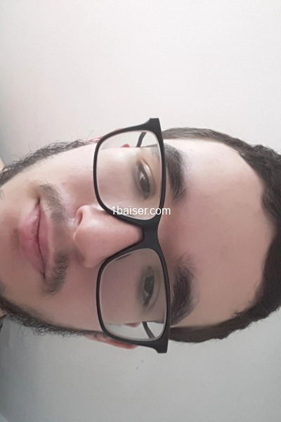 jeune hoome pour femme ou trans — Escort Saint Nazaire (1)