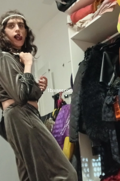 Adeline nina famme trans escorte girl pour vous les hommes 