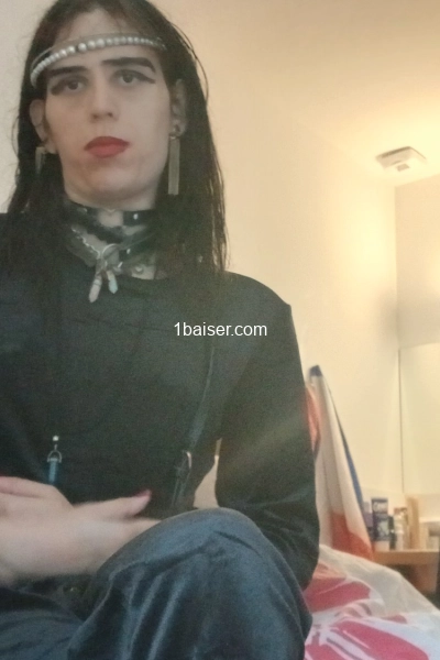Adeline nina famme trans escorte girl pour vous les hommes 