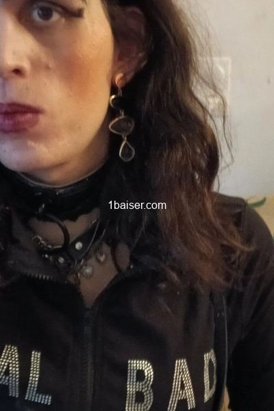 Adeline nina famme trans escorte girl pour vous les hommes 