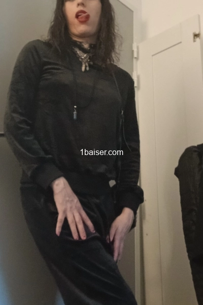 Adeline nina famme trans escorte girl pour vous les hommes 