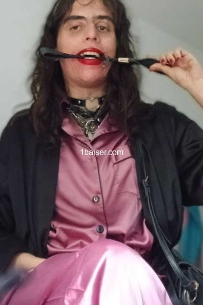 Adeline nina famme trans escorte girl pour vous les hommes 