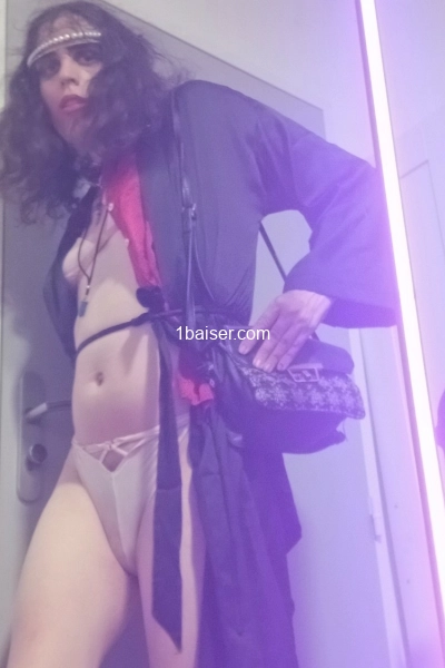 Adeline nina famme trans escorte girl pour vous les hommes 