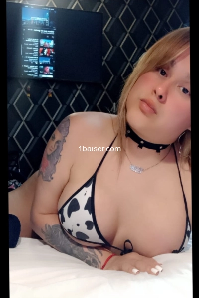 Valery Sensation — Escort Le Mans (1)