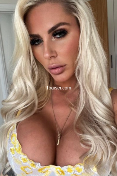 Eva Reel et Showcam — Escort Paris (1)