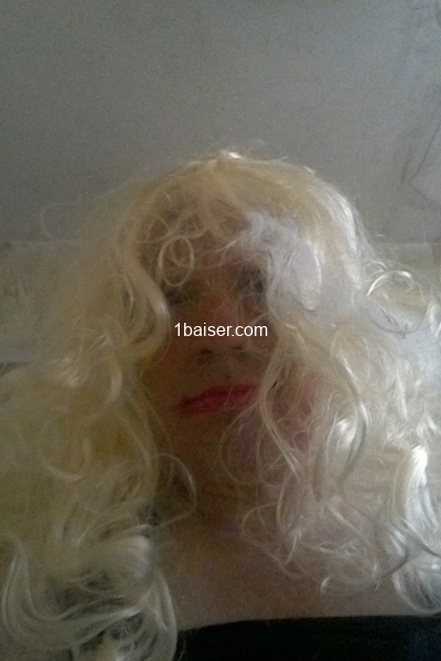 AURELIE  TRAVESTIE    SEXY