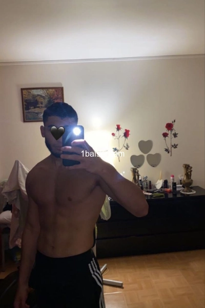 Fares jeune et dynamique  — Escort Fontenay sous Bois (1)