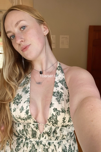 Alicia — Escort Annecy (1)