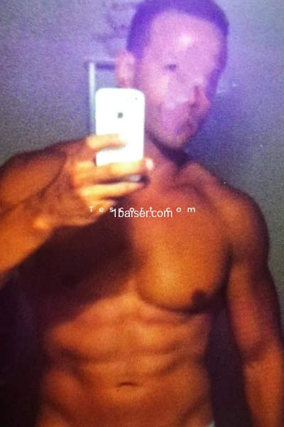 Enzoescortboy — Escort Montpellier (1)