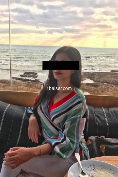 jeune étudiante marocaine  — Escort Versailles (1)