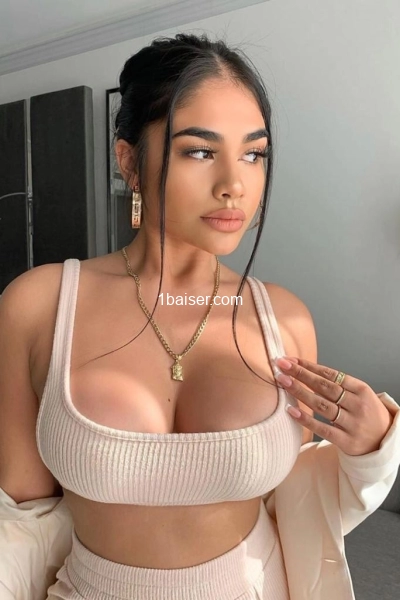 CarolineX
