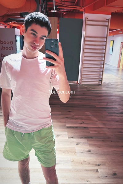 Massage pro et sex  — Escort Paris (1)