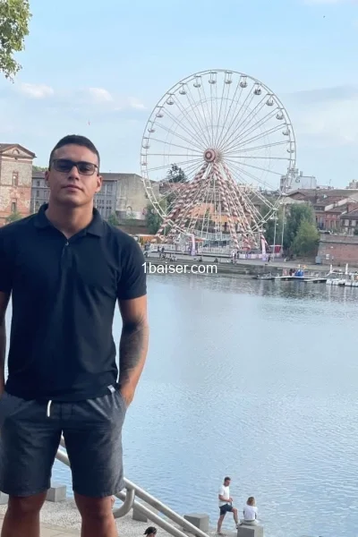 Adrien — Escort in Montpellier, Male (1/2)