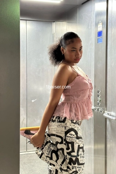 Chancerelle — Escort Paris (1)