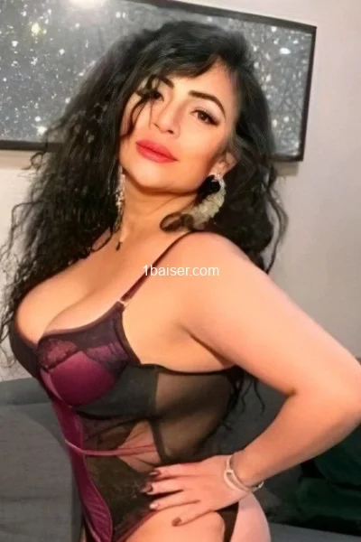 Bruna Satinni — Escort Isere