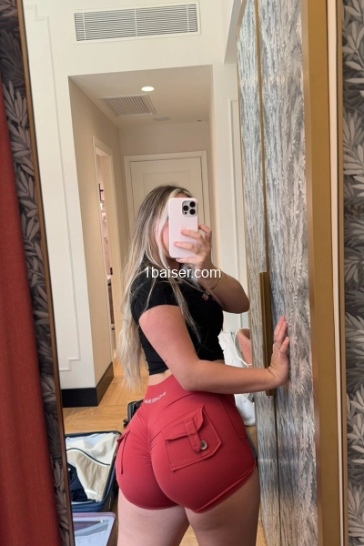 Lily — Escort Correze (1)