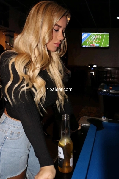 Je suis disponible pour tout rencontre coquine et sans prise de tête  — Escort Paris (1)