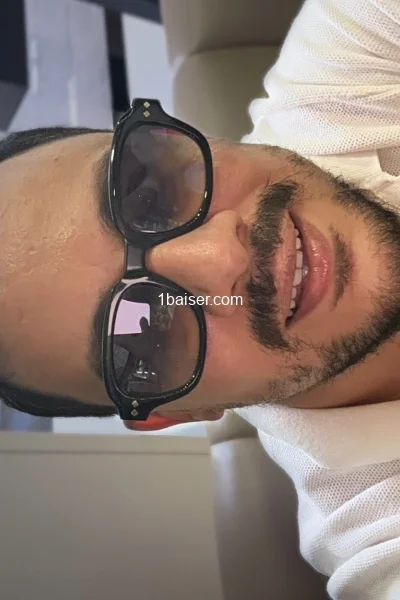 Escort à Mulhouse : Hohi, Homme (2/3)