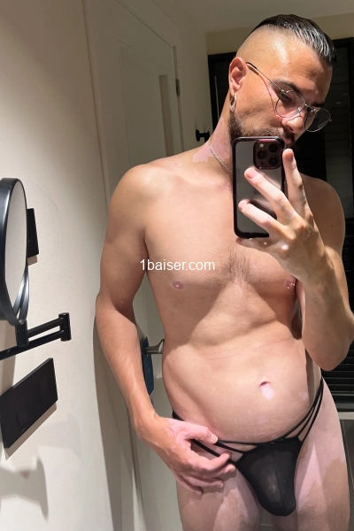 mickael.xxr — Escort Yvelines (1)