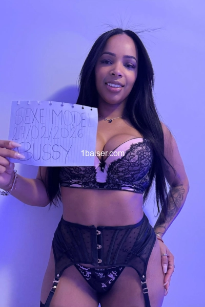 Sophia Belle Femme Bresilienne paris 16eme