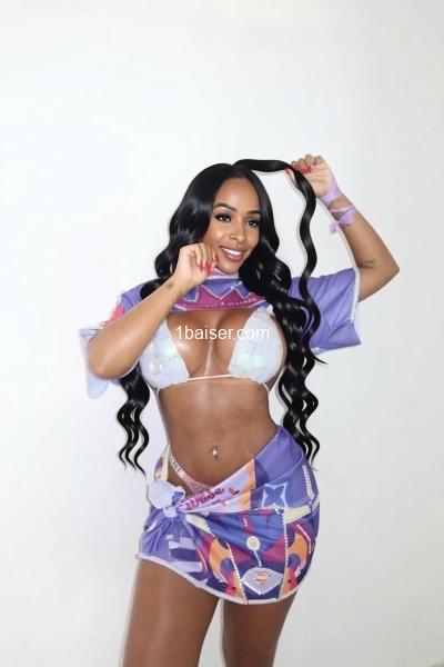 Sophia Belle Femme Bresilienne paris 16eme