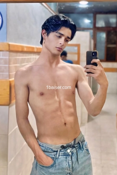 Jhones — Escort Paris (1)