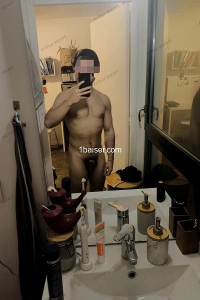 Arthur Escortboy Palaiseau