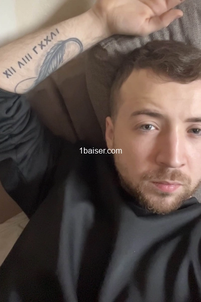 un p'tit de 22ans  — Escort Seine et Marne (1)