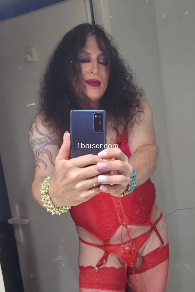 Jolie travesti de passage dans votre ville 