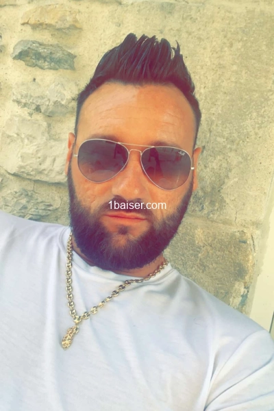 Nico dispo — Escort Nimes (1)