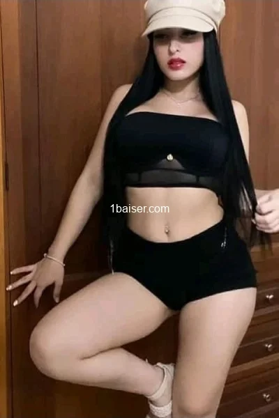 fallonne — Escort à Villeurbanne, Femme (1/3)