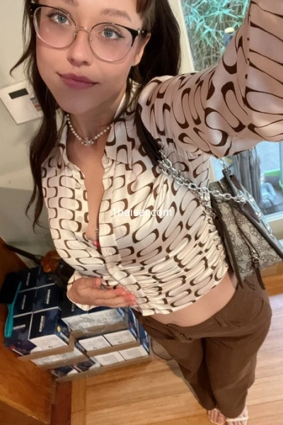 Escorte  — Escort Noisy le Grand (1)