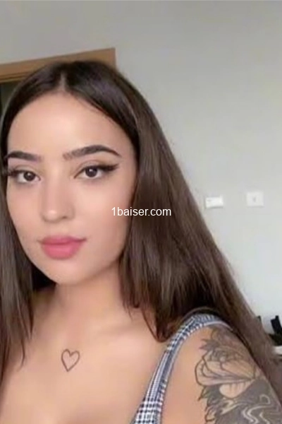 Disponible pour satisfaire vos désirs sexuels — Escort Toulouse (1)