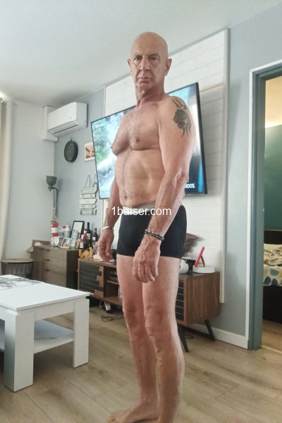 Anto62 Massage Ero