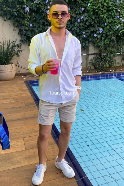 Escort gay andernos