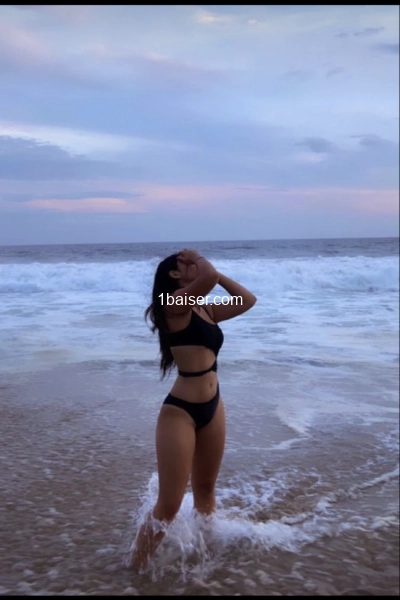 Fille 25 ans 83 / 06 / 13 / 30 / 34  — Escort Aix en Provence (1)