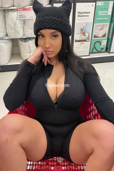 Escorte disponible  — Escort Ille et Vilaine (1)