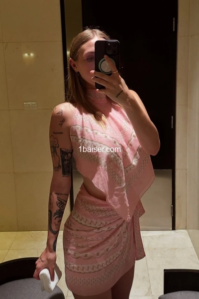 Corinne — Escort Paris (1)