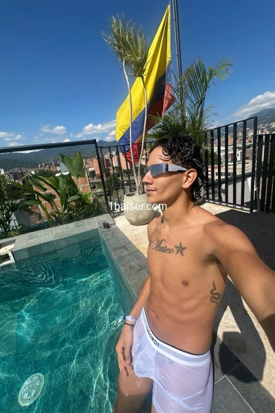 Bonjour, je suis un Colombien, nouveau à Paris — Escort Asnieres sur Seine (1)