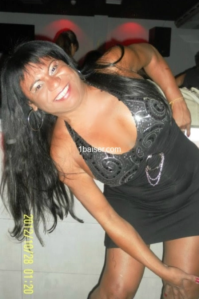 trans perla — Escort Aveyron (1)