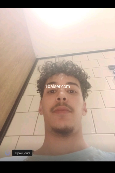 Mael débutant soyez simpa — Escort Paris (1)