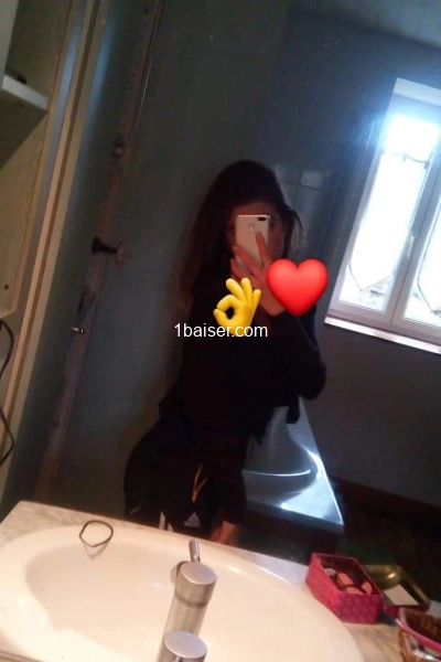 Bonjour je cherche des coup dun soir mais ceux qui on une voiture — Escort Haute Saone (1)